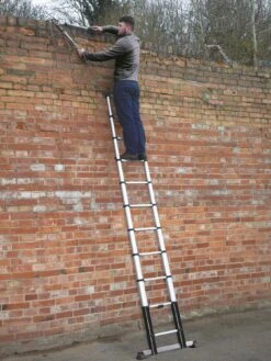 Werner 3.2m Telescopic Extension Ladder 1x10 Rungs -Appliance Pro LFGV7 SQ3 0000000099 N A SLd1