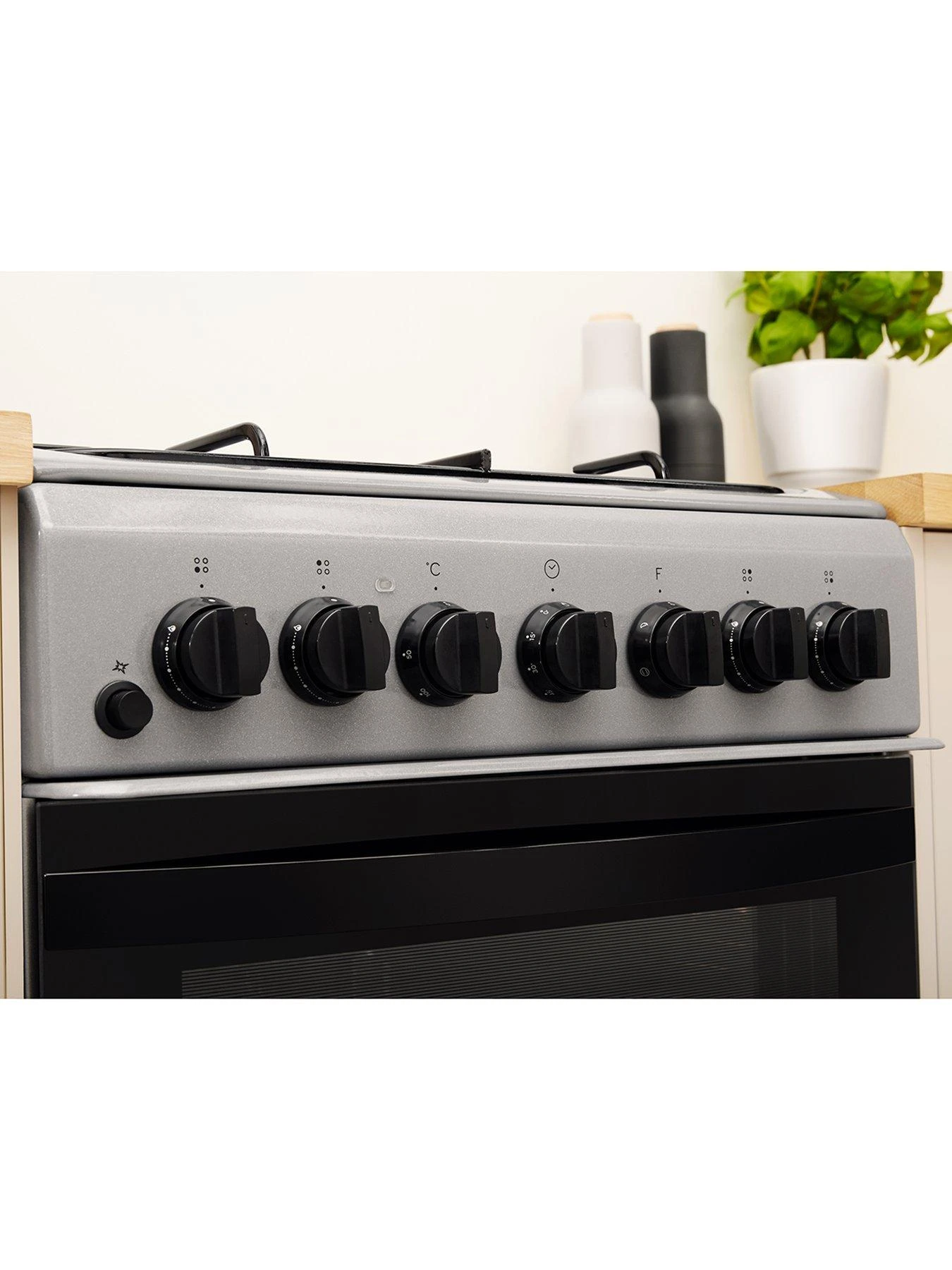Indesit IS5G4PHSS 50cm Dual Fuel Single Oven Cooker - Stainless Steel 7 Indesit IS5G4PHSS 50cm Dual Fuel Single Oven Cooker - Stainless Steel - Image 5