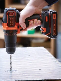 Black & Decker 18v Hammer Drill With Toolbox And Accessories BCD700K104A-GB -Appliance Pro QTD43 SQ3 0000000088 NO COLOR SLd1