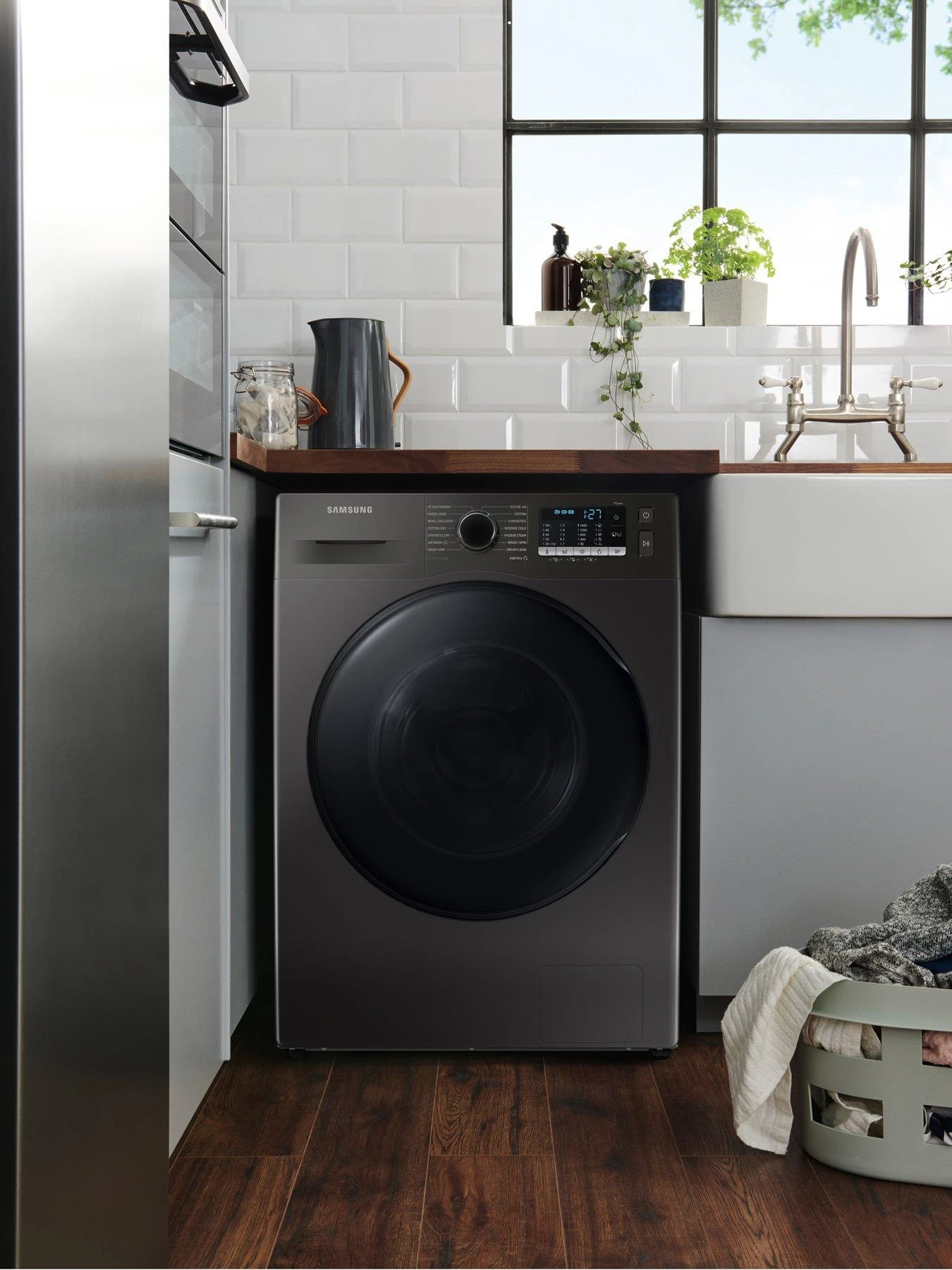 Samsung Series 5 WD80TA046BX/EU With Ecobubble™ 8/5kg Washer Dryer, 1400rpm, E Rated - Graphite 5 Samsung Series 5 WD80TA046BX/EU With Ecobubble™ 8/5kg Washer Dryer, 1400rpm, E Rated - Graphite - Image 3