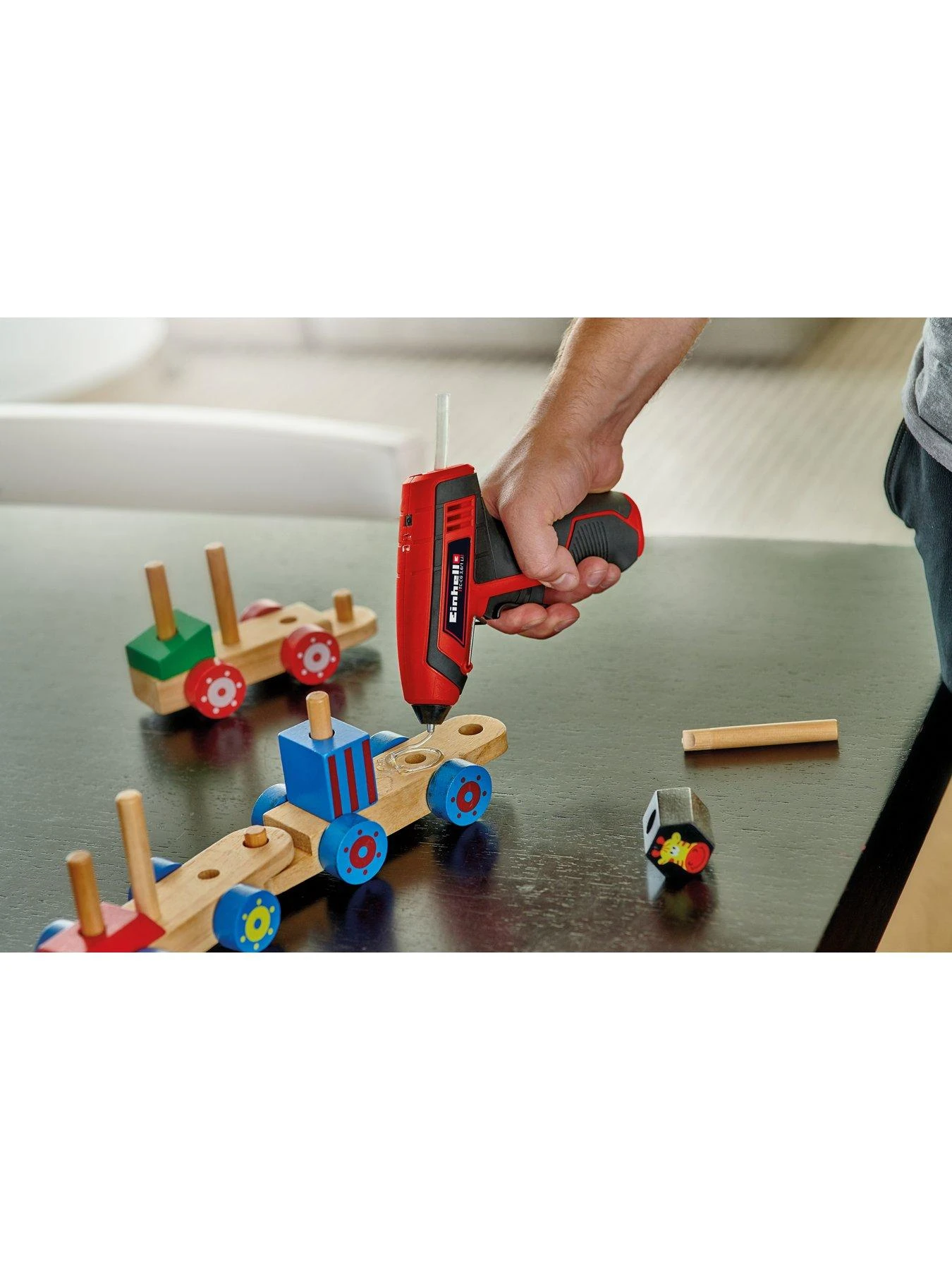 Einhell Cordless Hot Glue Gun - TC-CG 3.6/1 Li (3.6V Includes Battery) 4 Einhell Cordless Hot Glue Gun - TC-CG 3.6/1 Li (3.6V Includes Battery) - Image 2