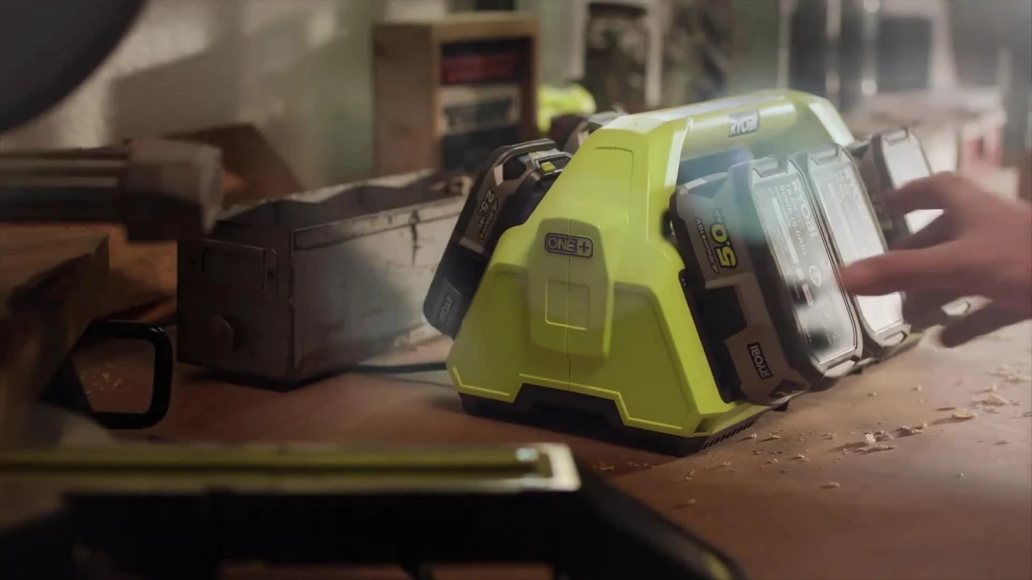 RYOBI R18BS-0 18V ONE+ Cordless Belt Sander (Bare Tool) 7 RYOBI R18BS-0 18V ONE+ Cordless Belt Sander (Bare Tool) - Image 5