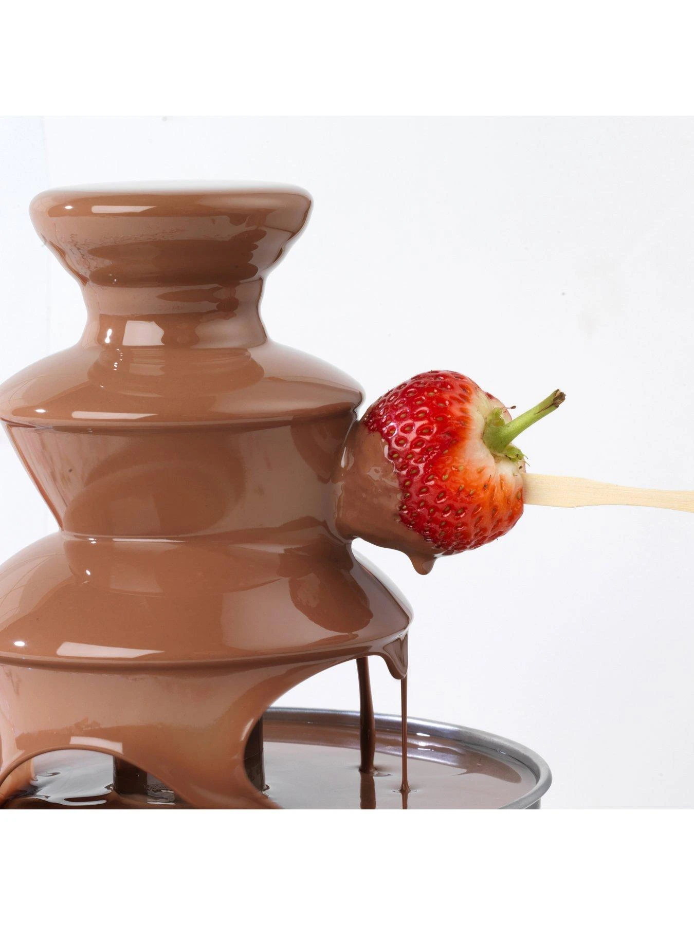 Giles & Posner Chocolate Fountain EK3428G with Fruit Tray And 100 Bamboo Skewers 4 Giles & Posner Chocolate Fountain EK3428G with Fruit Tray And 100 Bamboo Skewers - Image 2