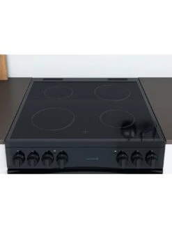 Indesit ID67V9KMB 60cm Wide Double Oven Electric Cooker With Ceramic Hob - Black 12 Indesit ID67V9KMB 60cm Wide Double Oven Electric Cooker With Ceramic Hob - Black -Appliance Pro T766C SQ5 0000000004 BLACK SLd3