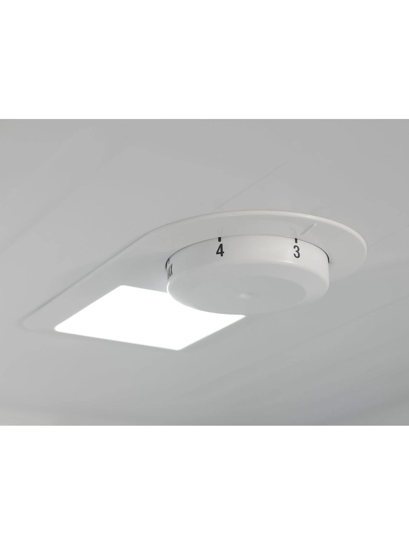 Beko CFG3582DS 55cm Wide Frost-Free Fridge Freezer - Silver 7 Beko CFG3582DS 55cm Wide Frost-Free Fridge Freezer - Silver - Image 5