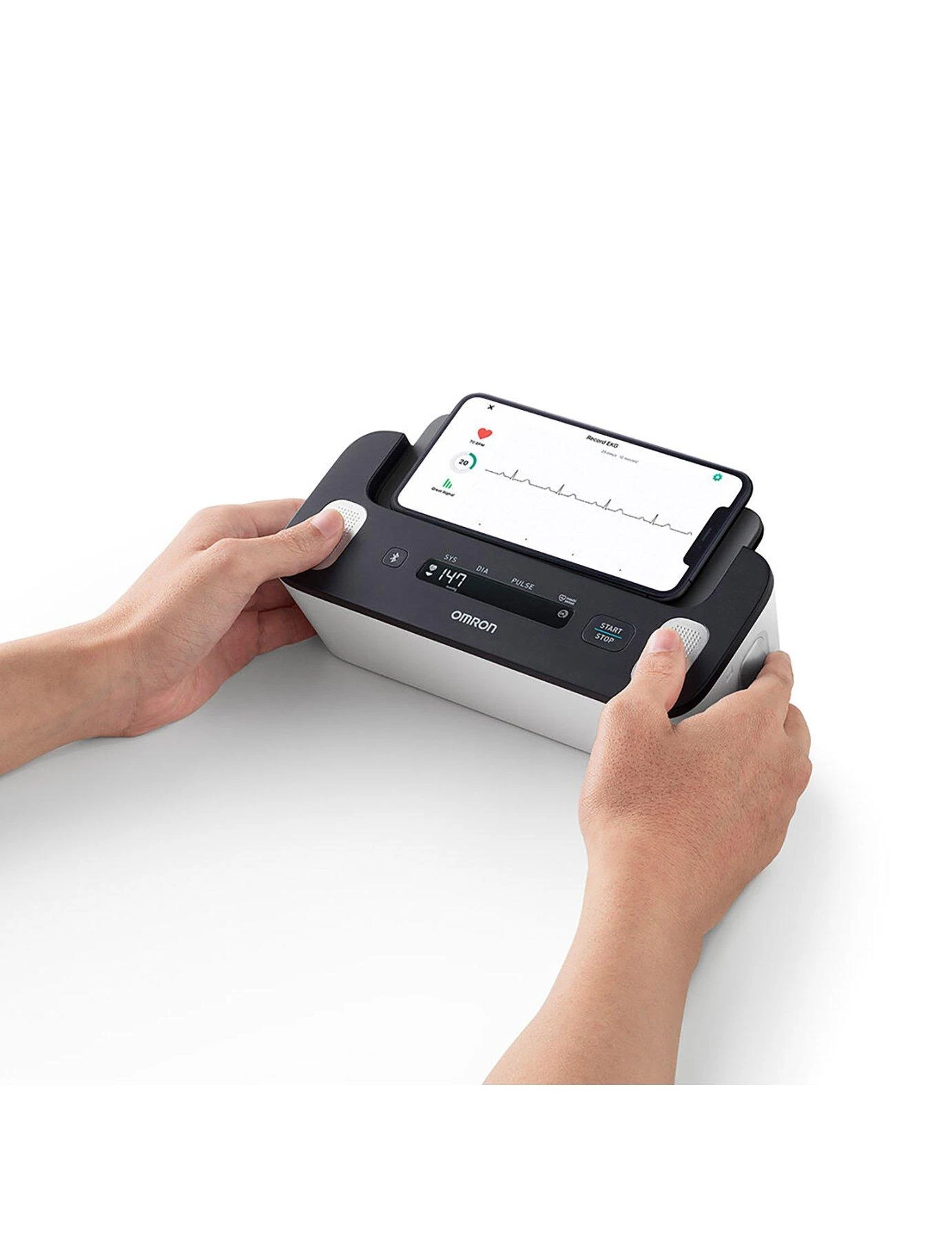 Omron Complete Blood Pressure Monitor With Built-in ECG 5 Omron Complete Blood Pressure Monitor With Built-in ECG - Image 3