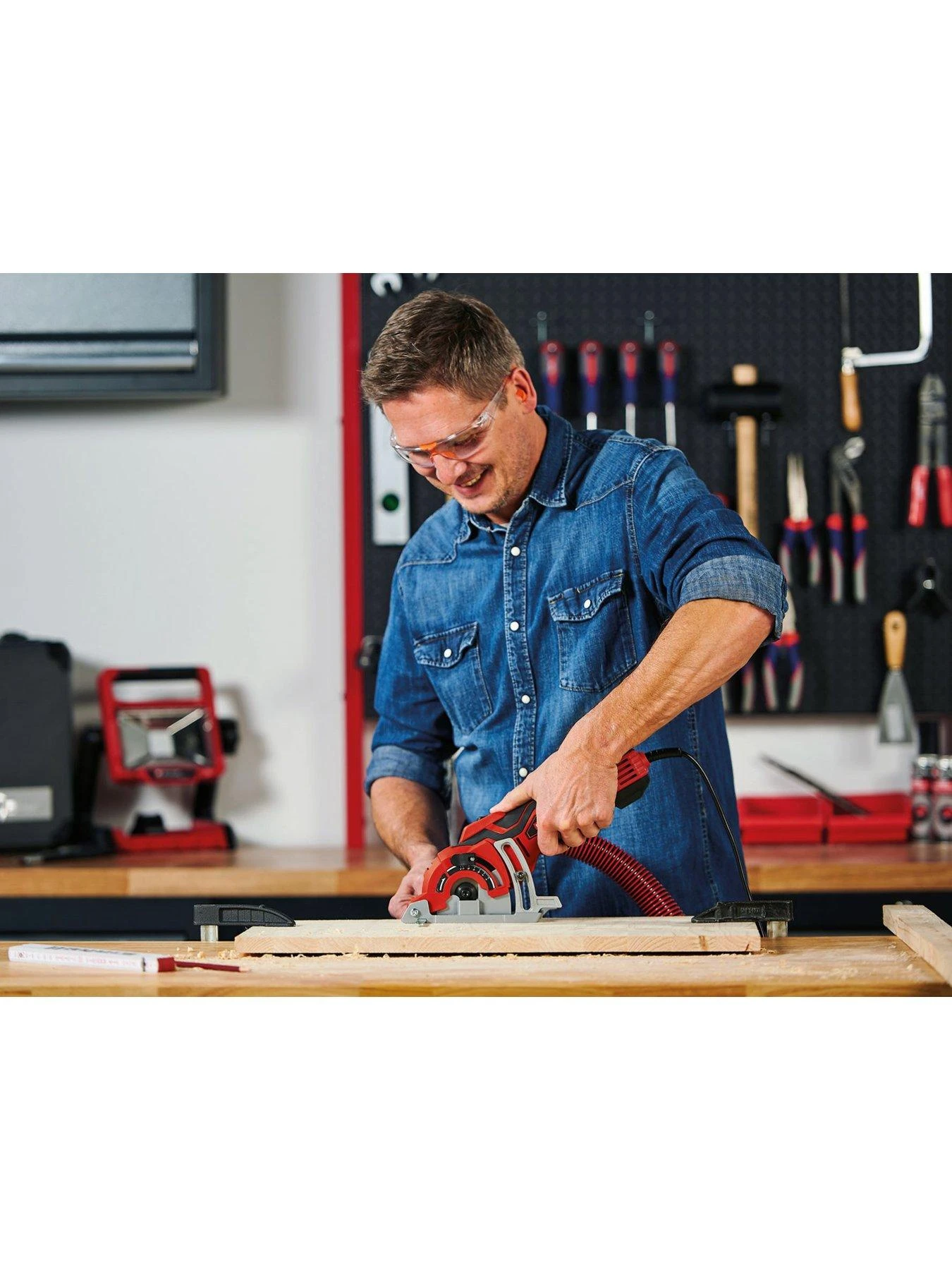 Einhell Corded 89mm Mini Circular Saw - TC-CS 89 (600W) 5 Einhell Corded 89mm Mini Circular Saw - TC-CS 89 (600W) - Image 3