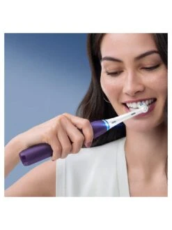 Oral B Oral-B IO8 Violet Electric Toothbrush + Travel Case - 3 Hour Quick Charge - 6 Modes -Appliance Pro UCM4C SQ5 0000000088 NO COLOR SLd2