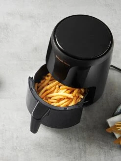 Russell Hobbs SatisFry 1.8-Litre Digital Air Fryer - 26500 14 Russell Hobbs SatisFry 1.8-Litre Digital Air Fryer - 26500 -Appliance Pro URW9R SQ5 0000000099 N A SLd3