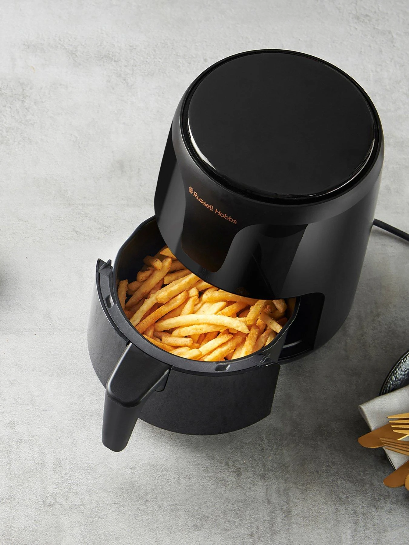 Russell Hobbs SatisFry 1.8-Litre Digital Air Fryer - 26500 7 Russell Hobbs SatisFry 1.8-Litre Digital Air Fryer - 26500 - Image 5