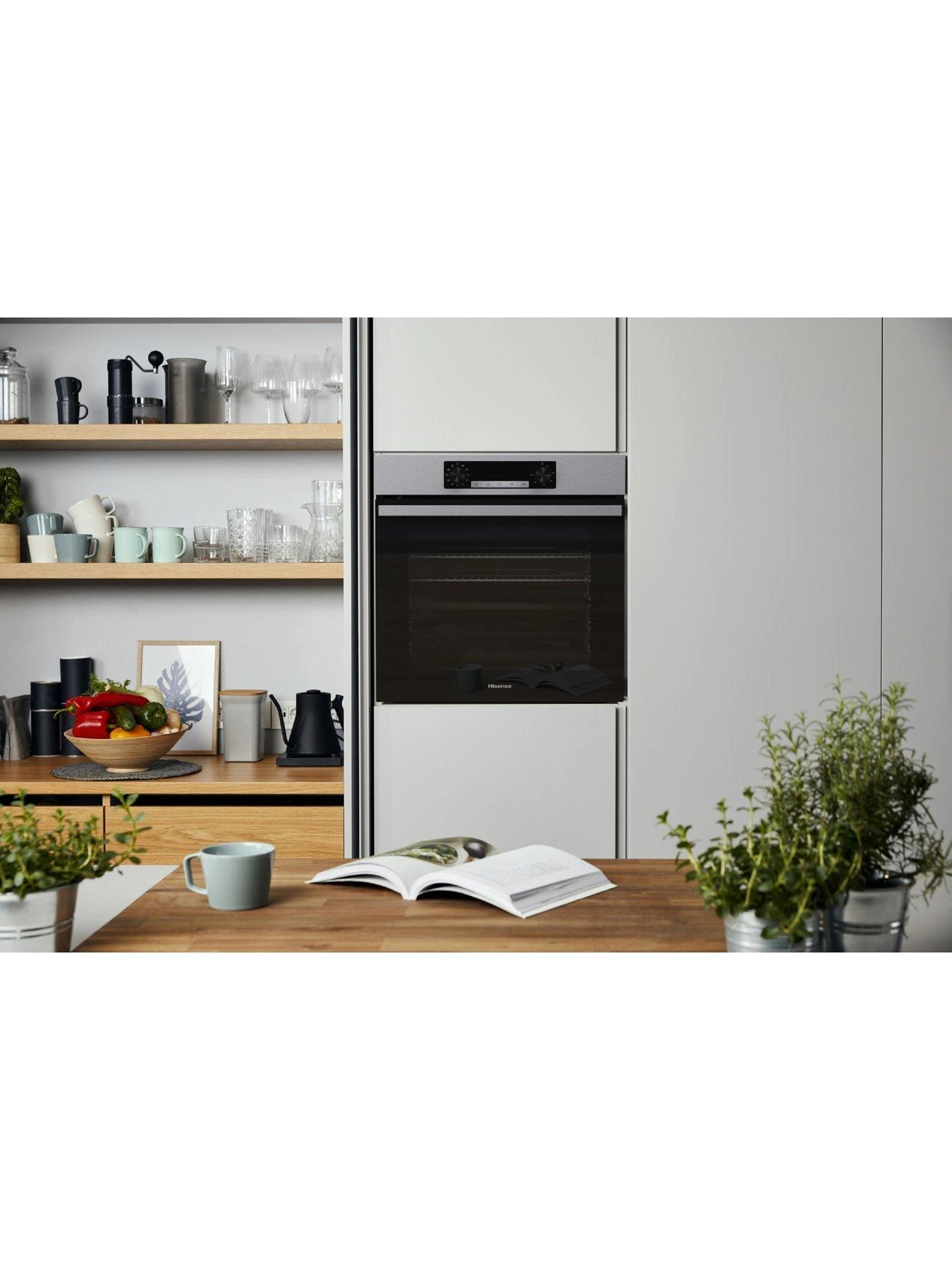 Hisense BI62211CX 77-Litre Electric Single Oven With Catalytic Liners - Stainless Steel 4 Hisense BI62211CX 77-Litre Electric Single Oven With Catalytic Liners - Stainless Steel - Image 2