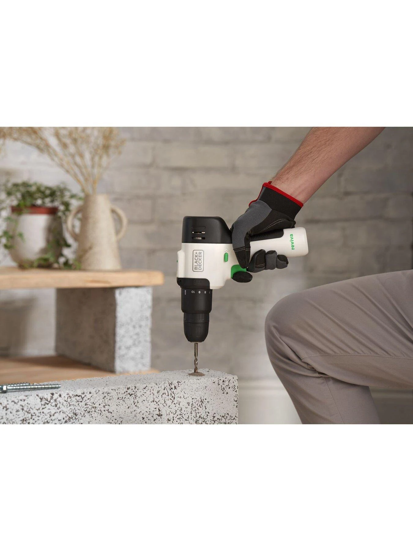 Black & Decker REVIVA™ 12V Hammer Drill REVHD12C-GB 7 Black & Decker REVIVA™ 12V Hammer Drill REVHD12C-GB - Image 5