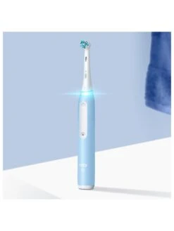 Oral B Oral-B IO3 Ice Blue -Appliance Pro VM6TR SQ3 0000000088 NO COLOR SLd1