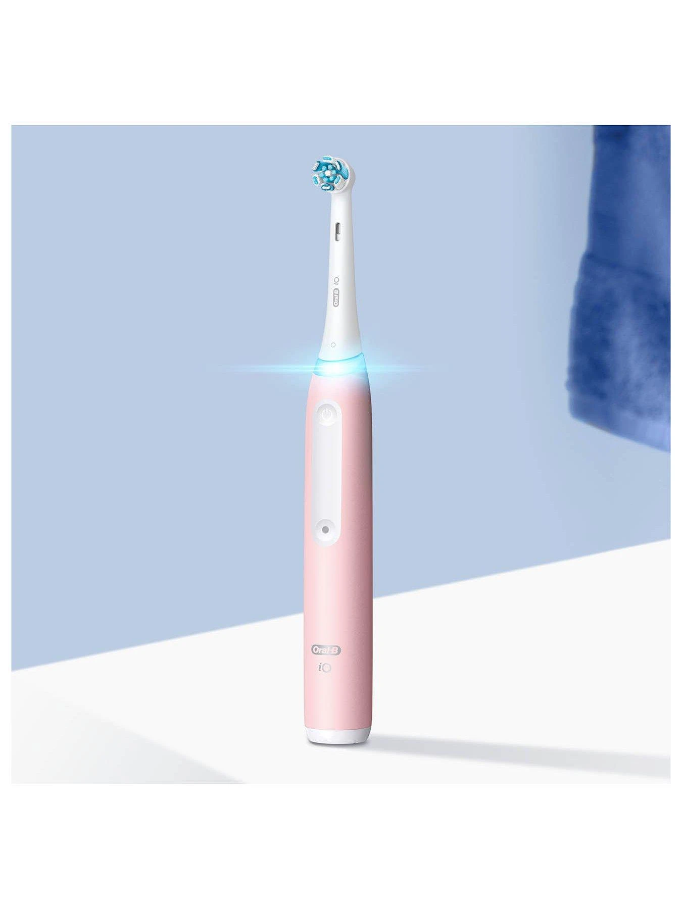 Oral B Oral-B IO3 Blush Pink 4 Oral B Oral-B IO3 Blush Pink - Image 2
