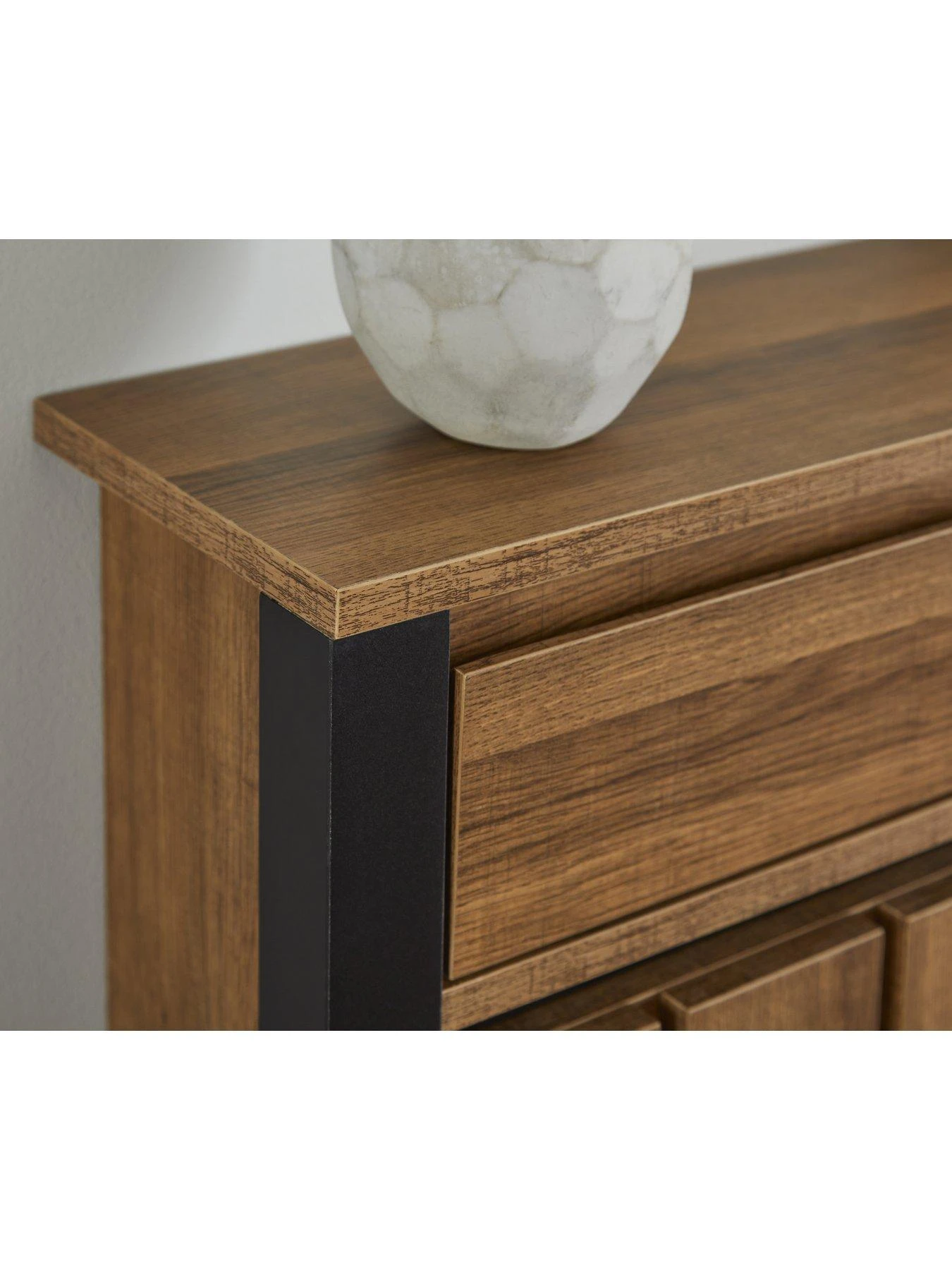 Lloyd Pascal Linley Mini Radiator Cover With 1 Drawer 6 Lloyd Pascal Linley Mini Radiator Cover With 1 Drawer - Image 4