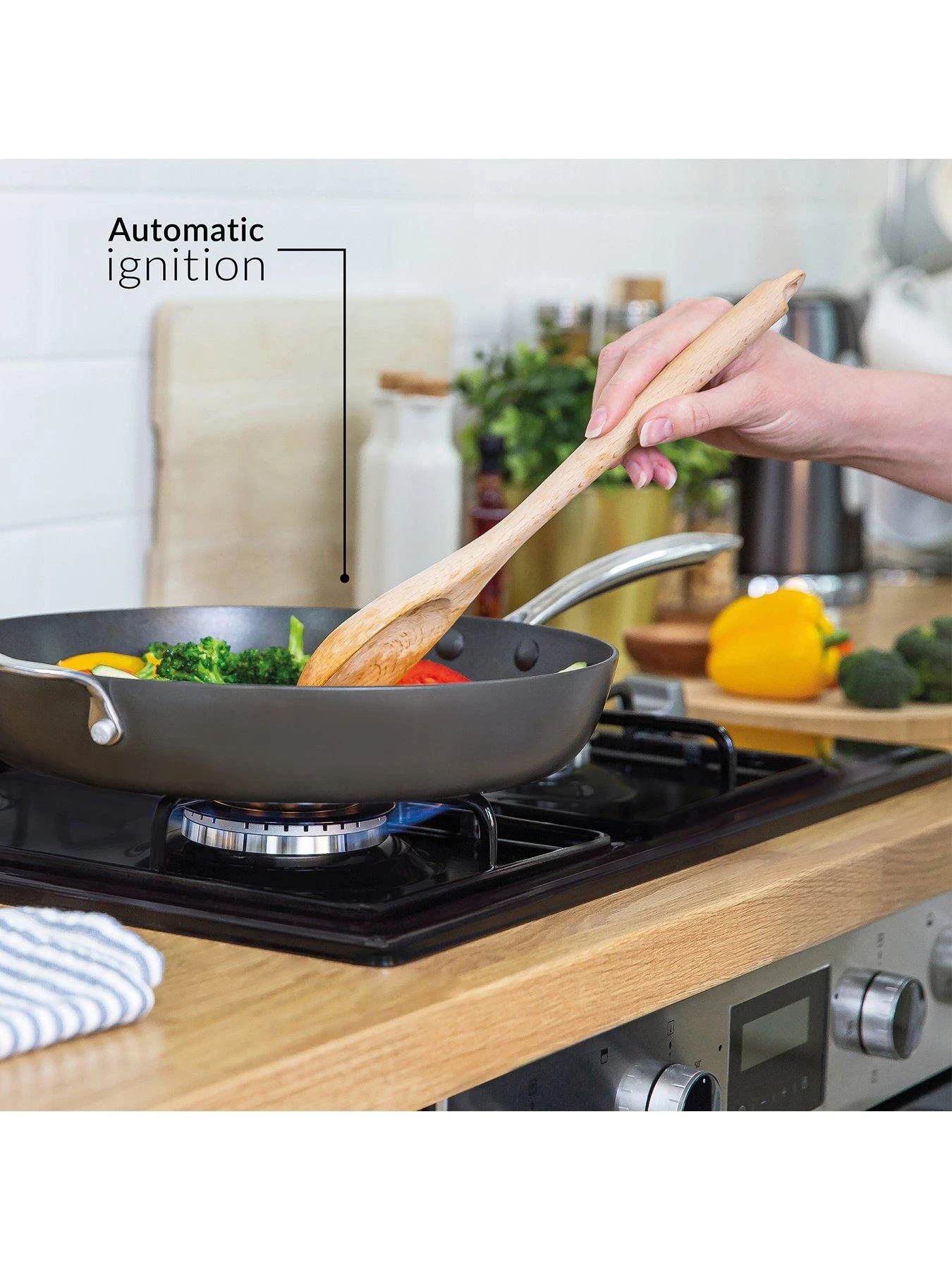 Russell Hobbs RH60GH401B 60cm 4 Burner Gas Hob - Black 6 Russell Hobbs RH60GH401B 60cm 4 Burner Gas Hob - Black - Image 4