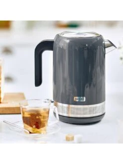 Breville High Gloss Kettle Grey -Appliance Pro VOVNM SQ6 0000000005 GREY SLd4