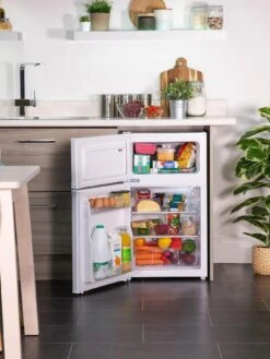 Russell Hobbs RH48UCFF2 48cm Wide Under-Counter Fridge Freezer - White -Appliance Pro VPAUU SQ3 0000000088 NO COLOR SLd1