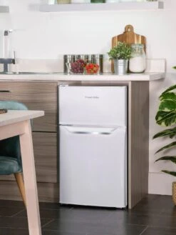 Russell Hobbs RH48UCFF2 48cm Wide Under-Counter Fridge Freezer - White -Appliance Pro VPAUU SQ6 0000000088 NO COLOR SLd4